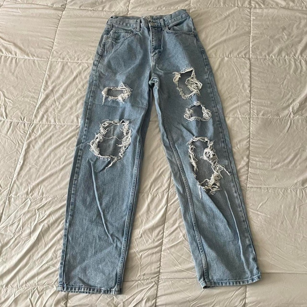 BDG Ripped baggy/loose jeans
